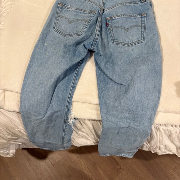 Levi's 501 ripped Jeans size 23 - Picture 3 of 3